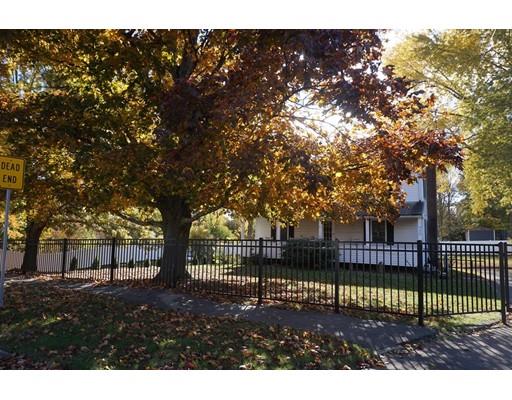 390 Maple St, Danvers, MA 01923 photo 3