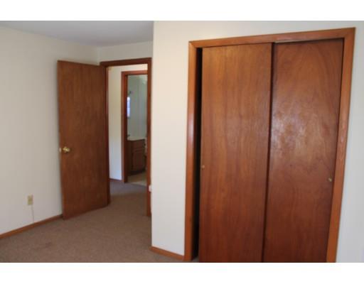 90 Cuff Ave, Springfield, MA 01104 photo 12
