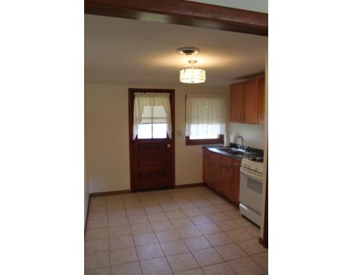 90 Cuff Ave, Springfield, MA 01104 photo 4