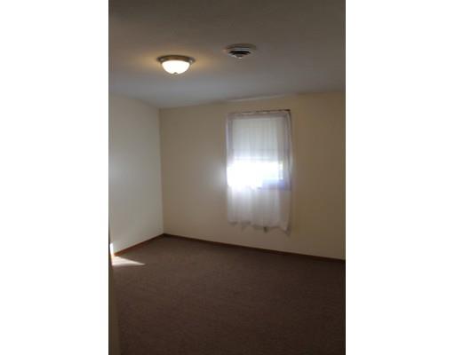 90 Cuff Ave, Springfield, MA 01104 photo 10