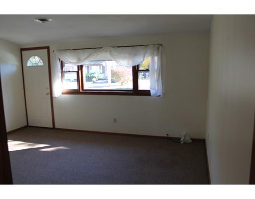 90 Cuff Ave, Springfield, MA 01104 photo 2