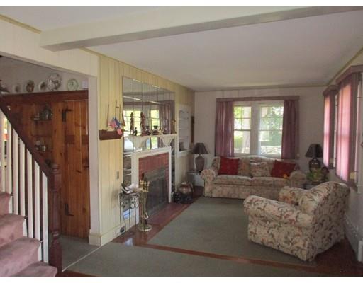 10 Weeden Rd, Fairhaven, MA 02719 photo 12