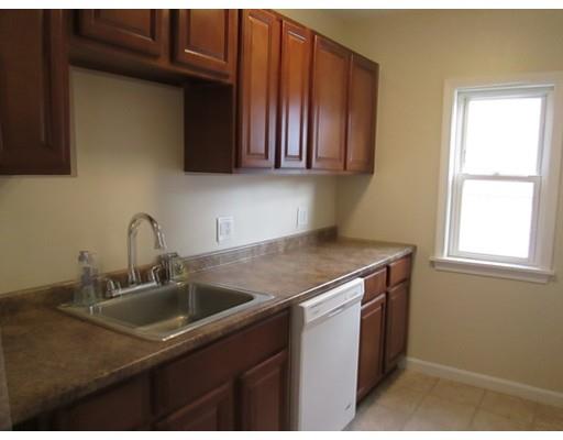 77 Chilmark, Worcester, MA 01604 photo 4