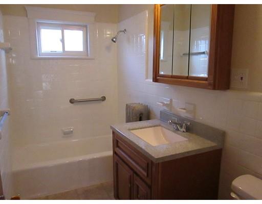77 Chilmark, Worcester, MA 01604 photo 11