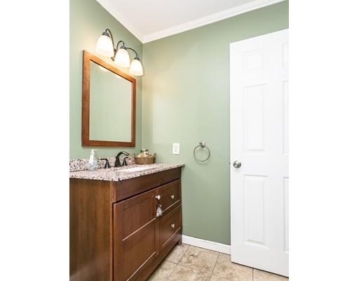 103 Arnold St, Chicopee, MA 01013 photo 6