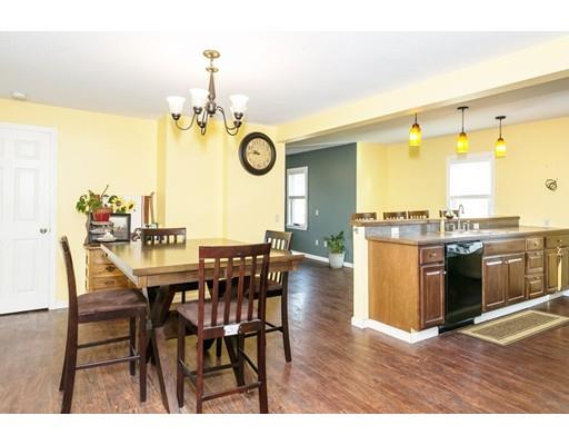 103 Arnold St, Chicopee, MA 01013 photo 2