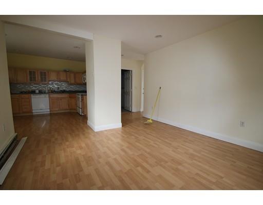105 Dartmouth St, Everett, MA 02149 photo 7
