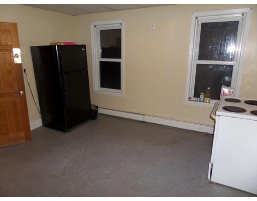 23 Derby St, Worcester, MA 01604 photo 9