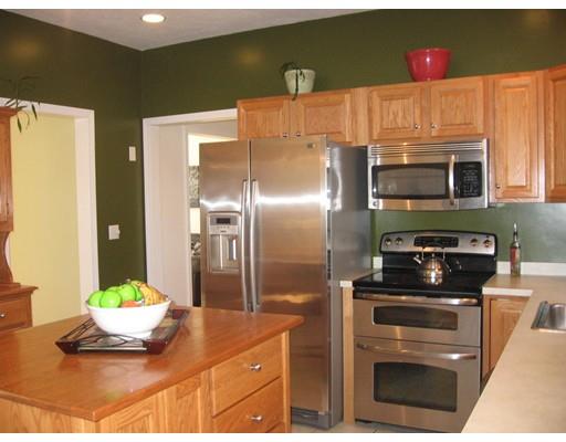 2 Saffron Dr, Worcester, MA 01605 photo 7