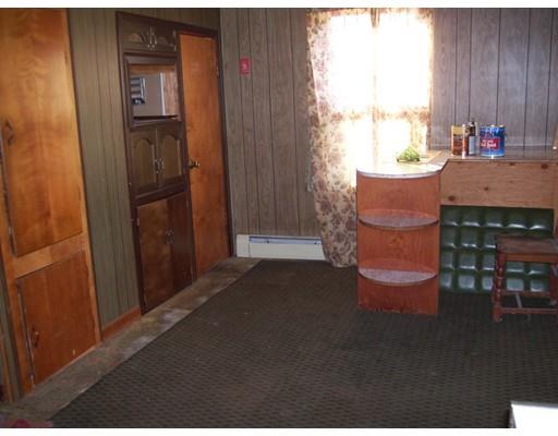 79 Warwick Ave, Athol, MA 01331 photo 4