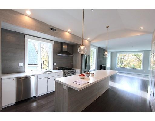 202 Rawson Rd #3, Brookline, MA 02445 photo 1