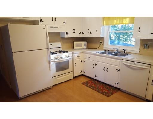 27 Kelly Dr #B, Fall River, MA 02720 photo 4