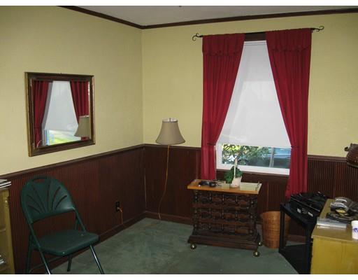 141 Westbrook Dr, Springfield, MA 01129 photo 14