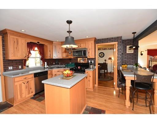 24 Elaine St, Webster, MA 01570 photo 10