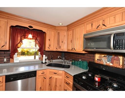 24 Elaine St, Webster, MA 01570 photo 11