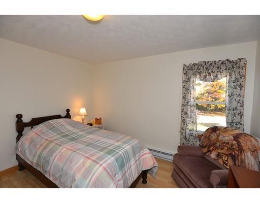 24 Elaine St, Webster, MA 01570 photo 15