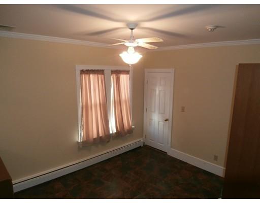 112 Muzzy St, Chicopee, MA 01020 photo 17