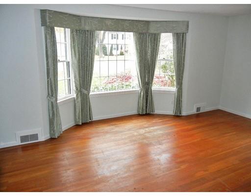 1537 Plumtree Rd, Springfield, MA 01119 photo 7