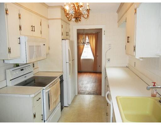 1537 Plumtree Rd, Springfield, MA 01119 photo 9