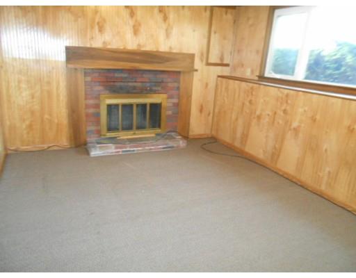 7 Charles Dr, Franklin, MA 02038 photo 9