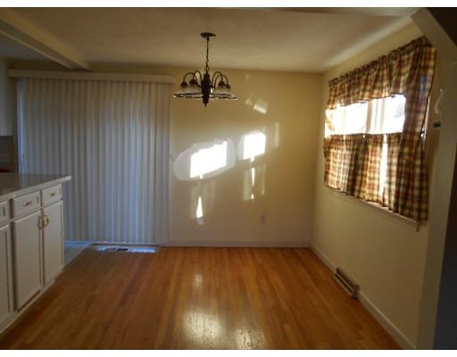 7 Charles Dr, Franklin, MA 02038 photo 3