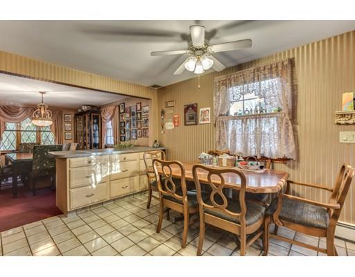 4 Macarthur Rd, Stoneham, MA 02180 photo 9