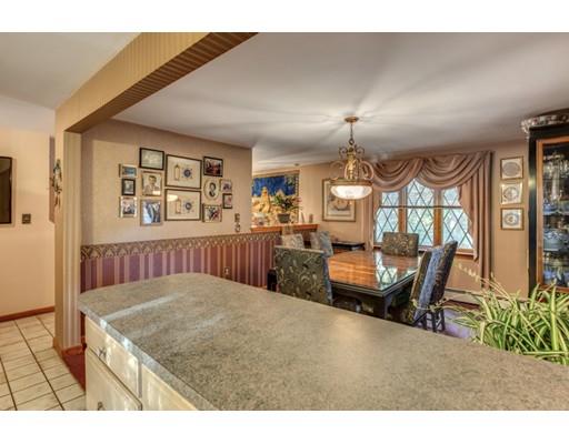 4 Macarthur Rd, Stoneham, MA 02180 photo 6