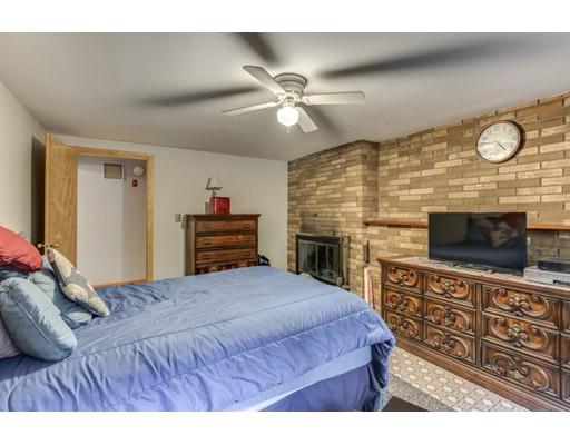 4 Macarthur Rd, Stoneham, MA 02180 photo 18