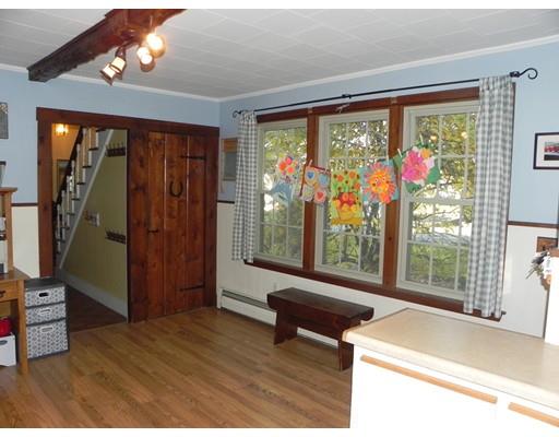 34 Forest St, Danvers, MA 01923 photo 5
