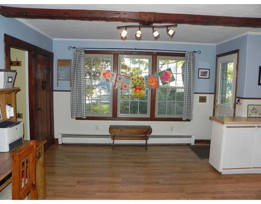 34 Forest St, Danvers, MA 01923 photo 3
