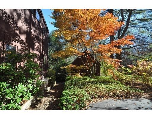 8 Conant St, Acton, MA 01720 photo 3