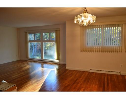 12 Royce Rd, Framingham, MA 01701 photo 5