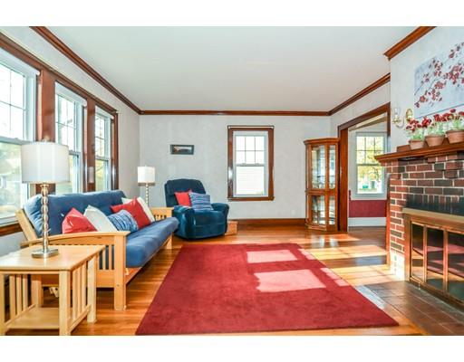 10 Smith Ave, Reading, MA 01867 photo 3