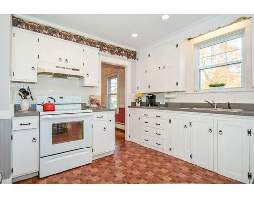 10 Smith Ave, Reading, MA 01867 photo 11