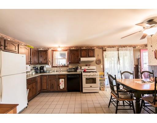 370 Hyde St, Fall River, MA 02720 photo 9