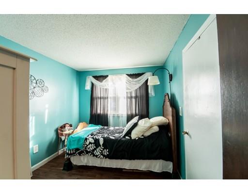 370 Hyde St, Fall River, MA 02720 photo 4