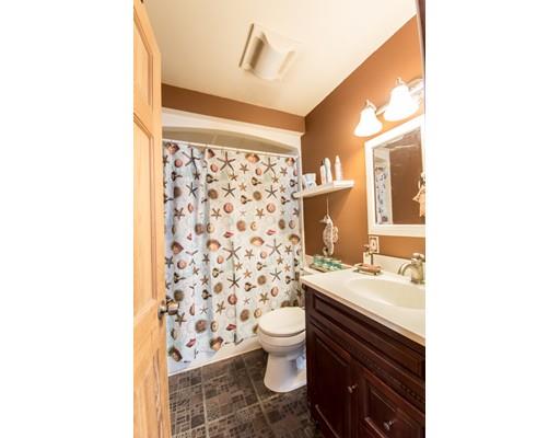 370 Hyde St, Fall River, MA 02720 photo 6