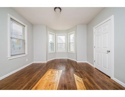 36 Erline St, Chicopee, MA 01013 photo 4