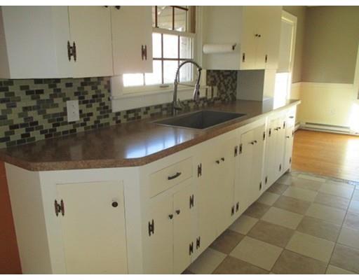 100 Haven Ave, Chicopee, MA 01013 photo 5