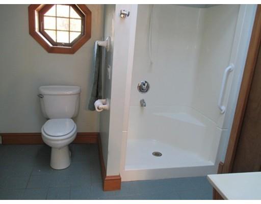 100 Haven Ave, Chicopee, MA 01013 photo 12