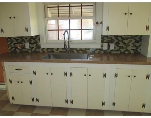 100 Haven Ave, Chicopee, MA 01013 photo 4