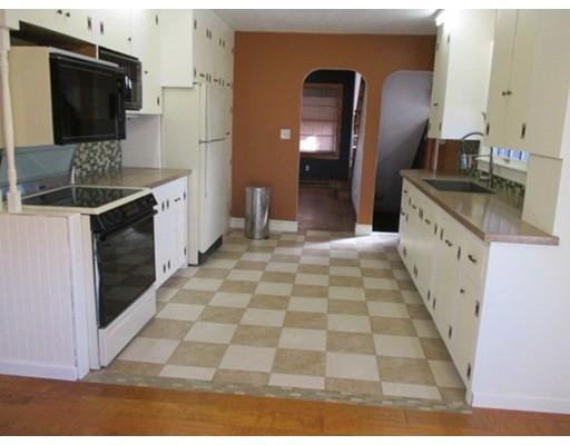 100 Haven Ave, Chicopee, MA 01013 photo 8