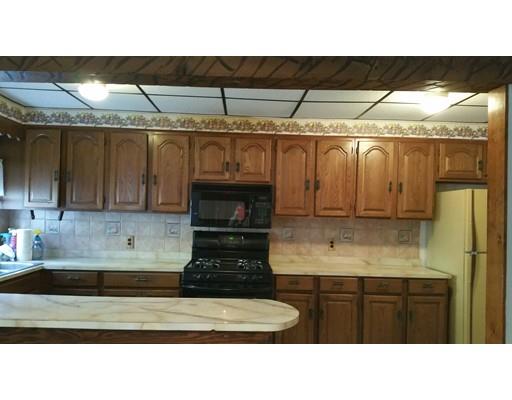 193 Division St, Fall River, MA 02721 photo 4