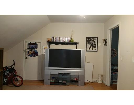 193 Division St, Fall River, MA 02721 photo 9