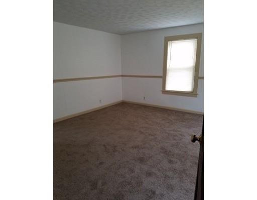 241 School St, Webster, MA 01570 photo 5