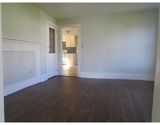 37 Winter St, Barre, MA 01005 photo 4