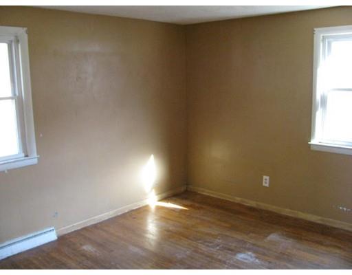 34 Capitol Rd, Springfield, MA 01119 photo 13