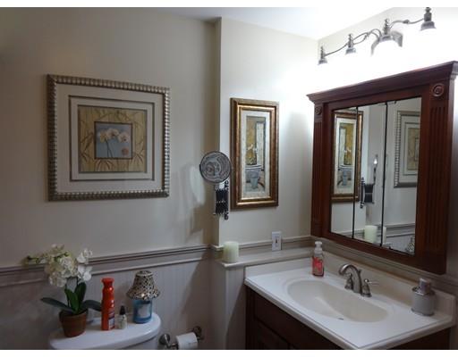 35 Kilburn St, Fall River, MA 02724 photo 9