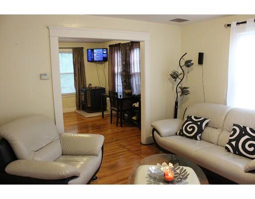 7 First St, Worcester, MA 01602 photo 4