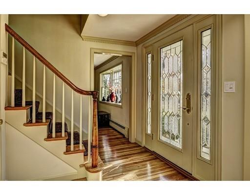 3 Greenleaf Dr, Danvers, MA 01923 photo 2